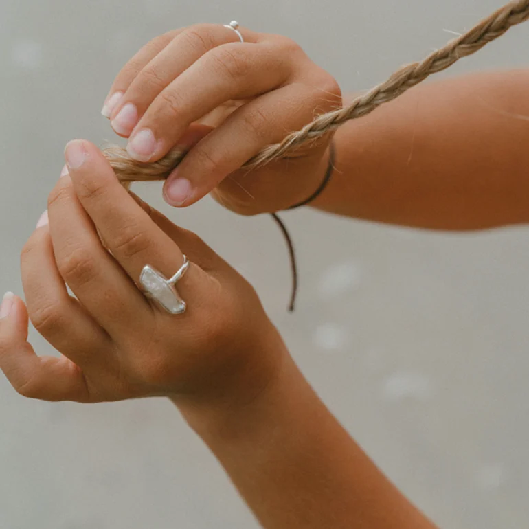 women’s emerald rings-Biwa Pearl Ring (Handmade)