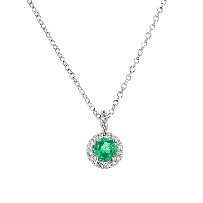 women’s vintage pearl necklaces-Emerald Halo Pendant Necklace