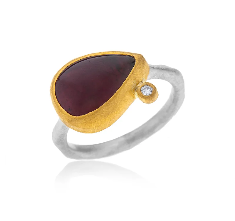 women’s promise rings-Nava Zahavi Lucky Garnet Ring