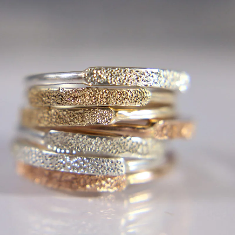 women’s custom rings-DIAMOND DUSTED NARROW RING