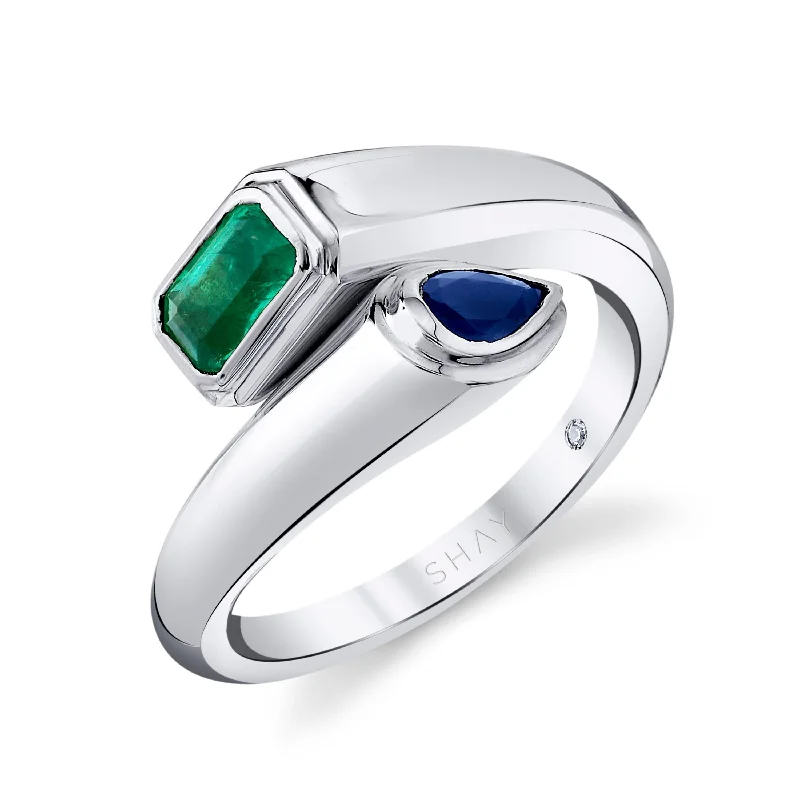 White Gold/Emerald/Blue Sapphire