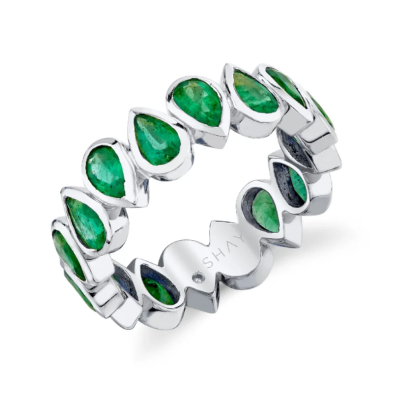 White Gold/Emerald