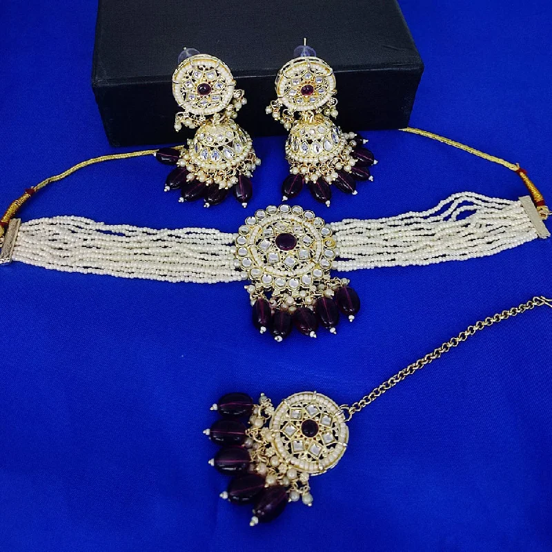 women’s engraved necklaces-Lucentarts Jewellery Gold Plated Kundan And Pearl Choker Necklace Set