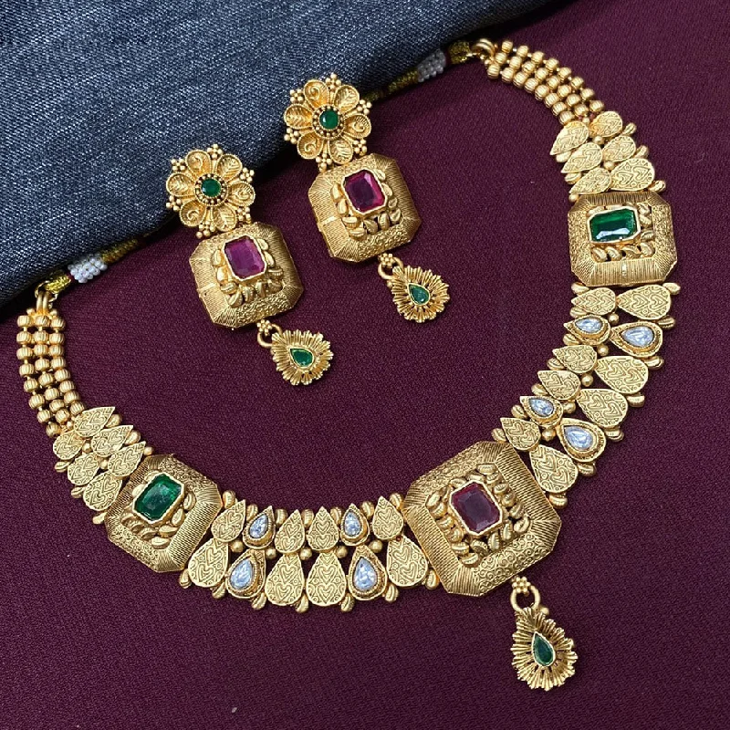 women’s handmade necklaces-Royal Kundan Jewellery Gold Plated Pota Stone Necklace Set