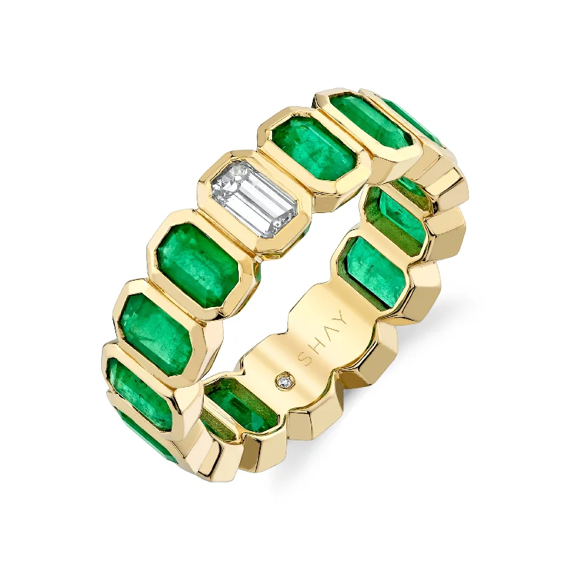 women’s minimalist rings-READY TO SHIP EMERALD & DIAMOND BEZEL ETERNITY BAND