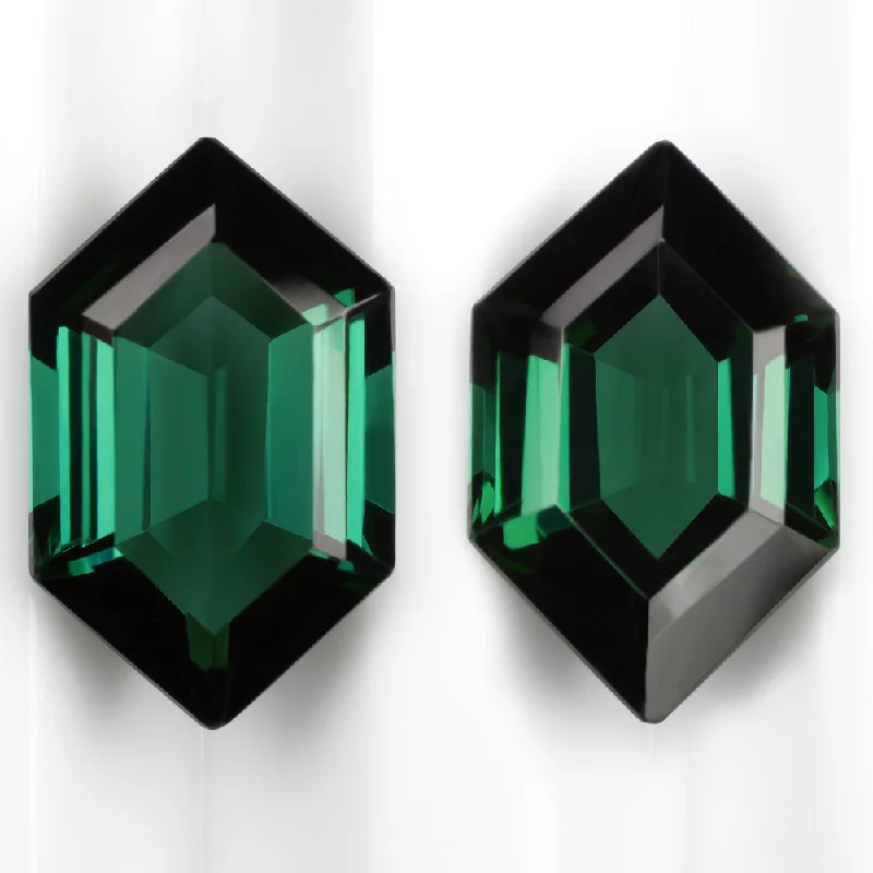 women’s gold earrings-9.26ct TOURMALINE MATCHING PAIR STUD EARRINGS GREEN HEXAGON SHAPE CUT GEOMETRIC