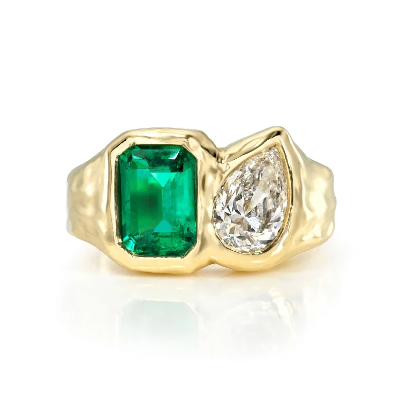 women’s floral engagement rings-Toi Et Moi River Emerald and Diamond Ring | Ready to Ship