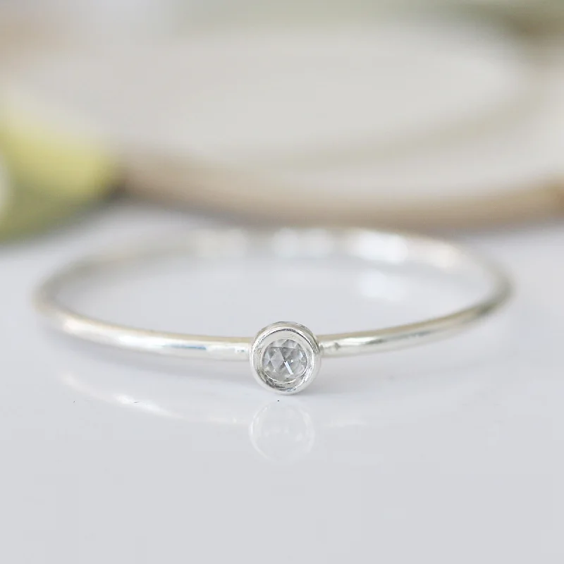 women’s stacking rings-ROSE CUT DIAMOND FLECK RING