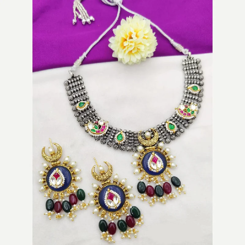 women’s geometric necklaces-Fancyla 2 Tone Plated Kundan Stone And Pearls Necklace Set