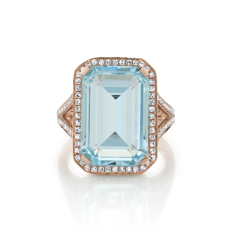 women’s fashion rings-LIGHT BLUE CRYSTAL PORTRAIT GEMSTONE RING