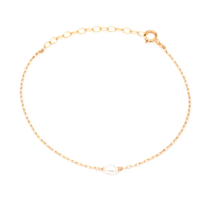 women’s charm bangles-Poppy Pearl Bracelet