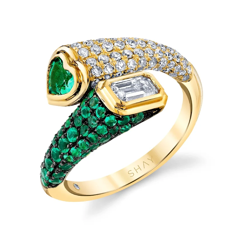 women’s vintage gold rings-DIAMOND & EMERALD MIXED BYPASS PINKY RING