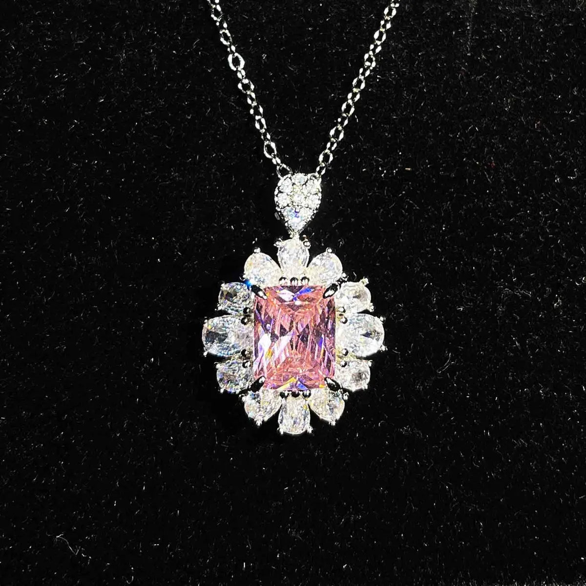 Pink Diamond Pendant [without Chain]]