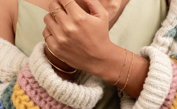 Bracelets & Bangles